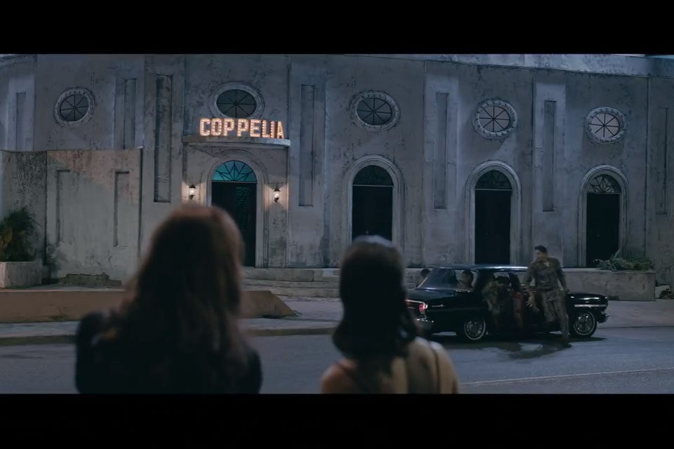 Hotel Coppelia, un film de José María Cabral