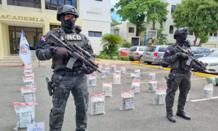 Hallan cocaína oculta en finca en Samaná