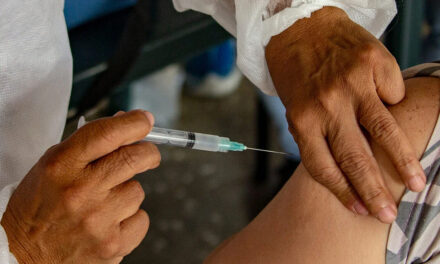 OPS/OMS recomiendan priorizar vacunación primera y segunda dosis