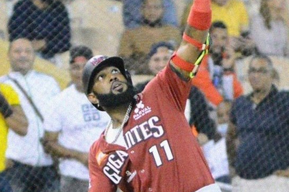 Tablazo de Ozuna da triunfo a Gigantes