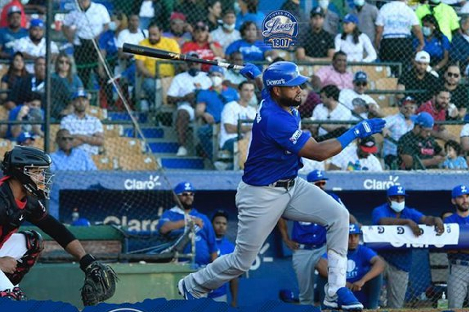 Tigres del Licey vencen 6-2 a los Leones