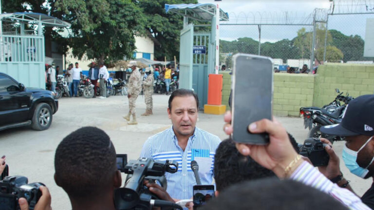 Abel Martínez dice: reforzamiento vigilancia en la frontera es virtual
