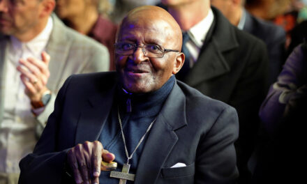 Muere Desmond Tutu, Premio Nobel de la Paz