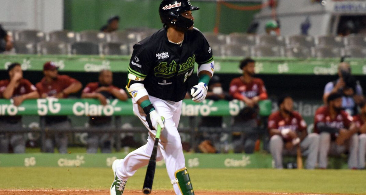 Estrellas blanquean a los Gigantes del Cibao