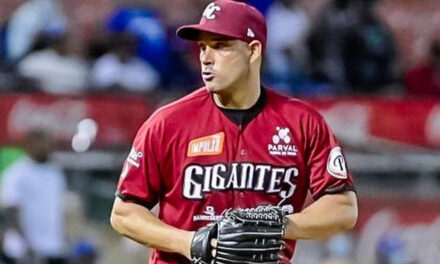 Gigantes blanquean a los Tigres