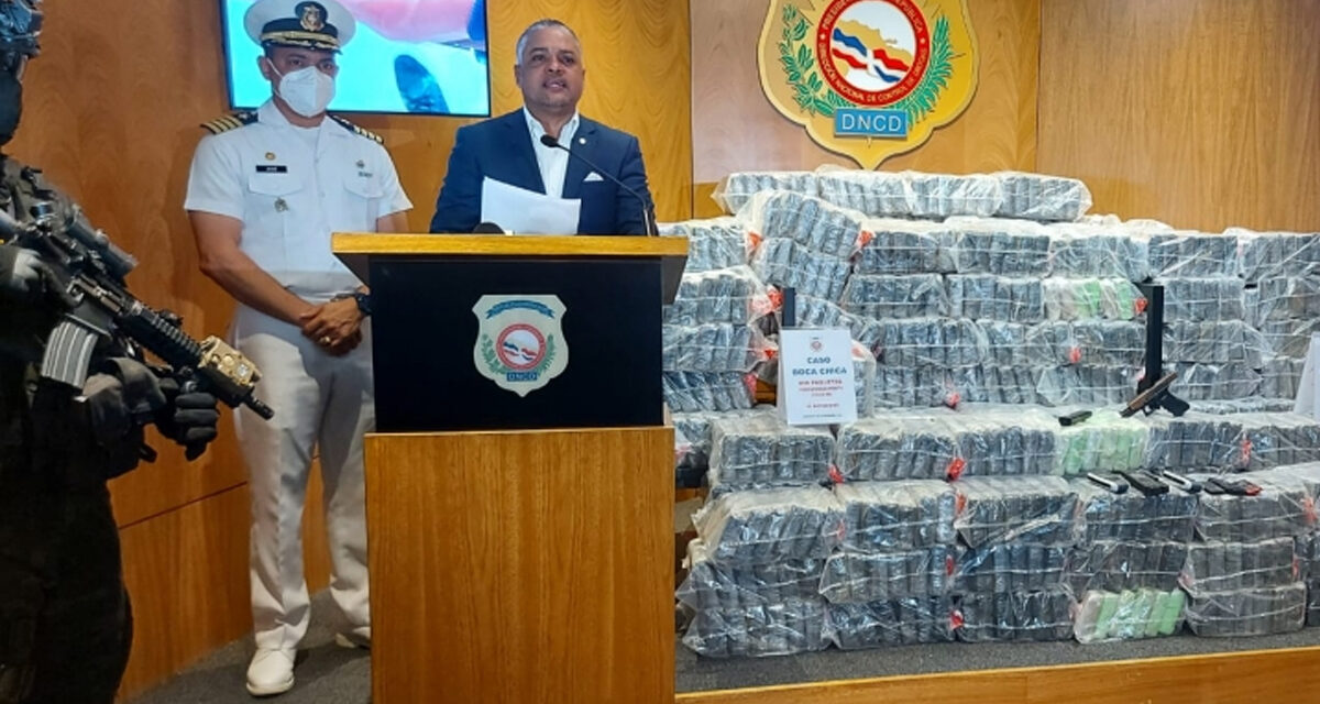 Incautan 850 paquetes cocaína en Boca Chica