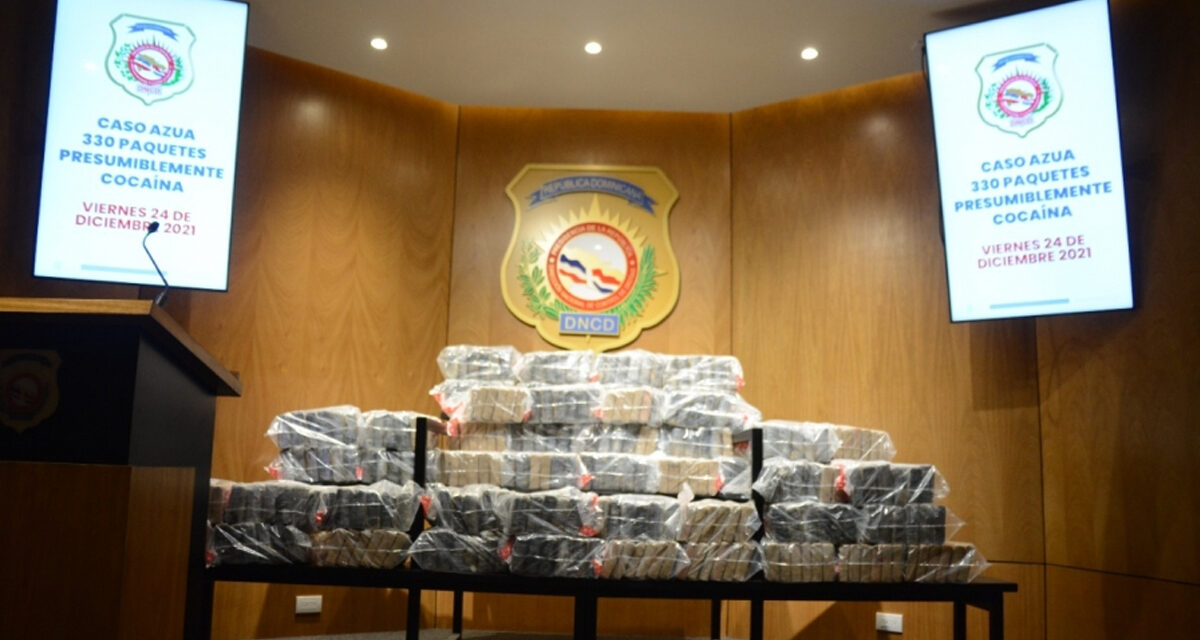 Incautan 330 paquetes de cocaína en costas de Azua