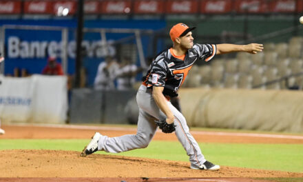 Toros frustran intenciones escarlatas