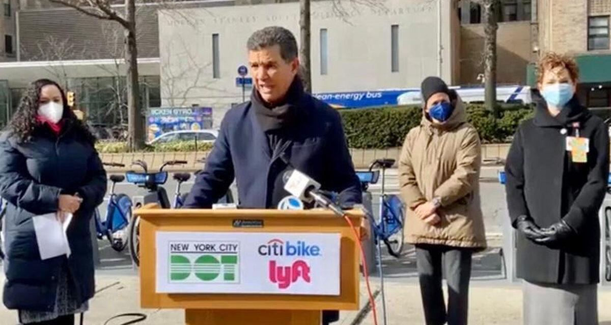 Alcalde Adams, el comisionado del DOT y Lyft anuncian membrecías gratuitas de Citi Bike