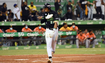 Estrellas superan a las Aguilas 8-6