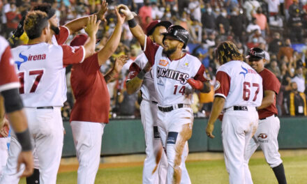 Gigantes superan a las Águilas 8-7