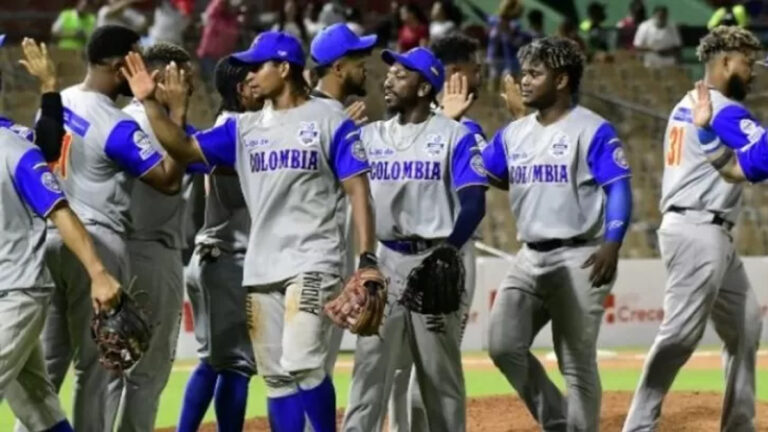 Colombia vence a RD 2-1; provoca triple empate