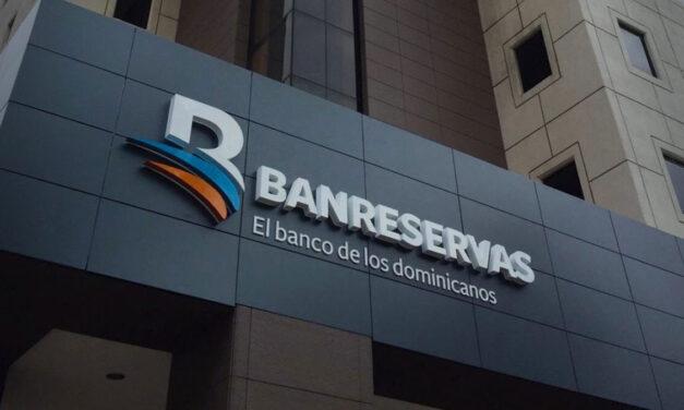 Dictan prisión preventiva a empleado Banreservas