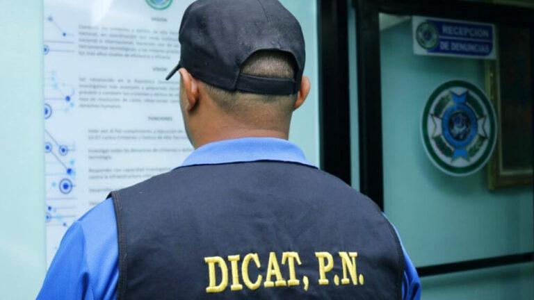 PN arresta dos personas por estafa vía WhatsApp