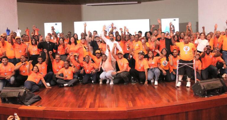 Defensa Civil reconoce la experiencia y dedicación de su voluntariado