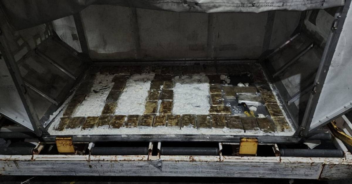 Confiscan en el AILA 58 paquetes de cocaína