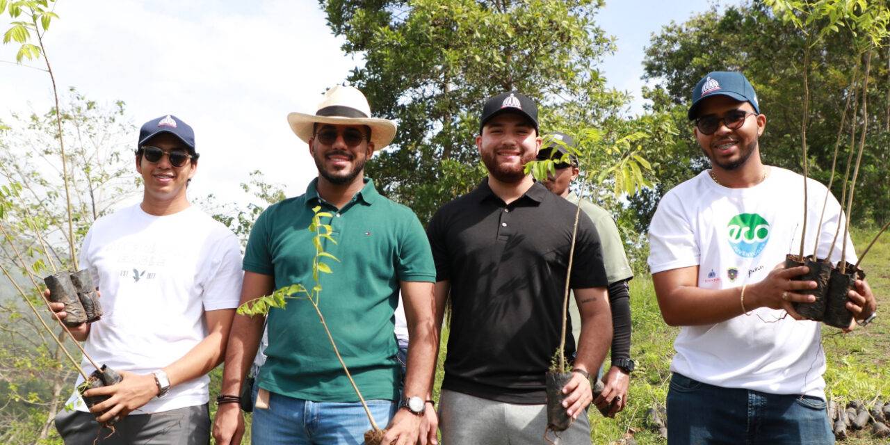 Monumental Jornada de Reforestación