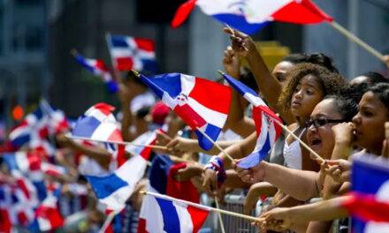 Dominicanos enfrentan obstáculos en el exterior bajo gobierno de Abinader