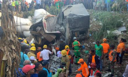 Accidente fatal en Haina: luto y desesperación en San Cristóbal