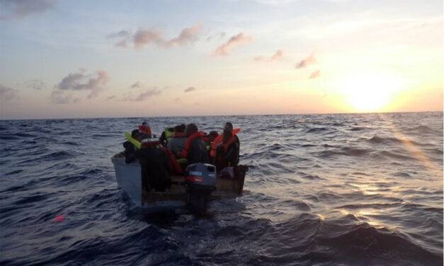 Detención de migrantes dominicanos cerca de Puerto Rico