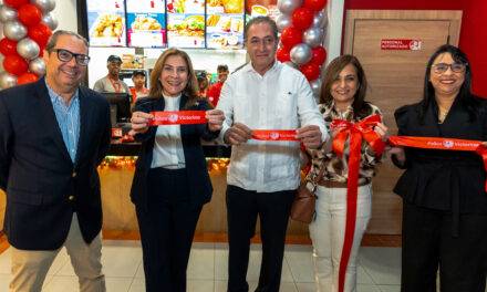 Inauguran nueva sucursal de Pollos Victorina en Zona Colonia