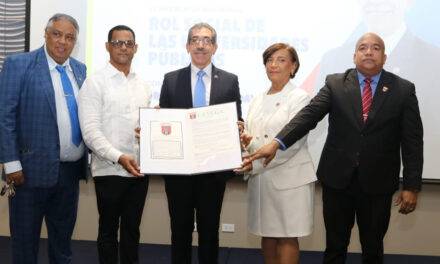 Asjana David reconocido como “Huésped Distinguido“ de La Vega