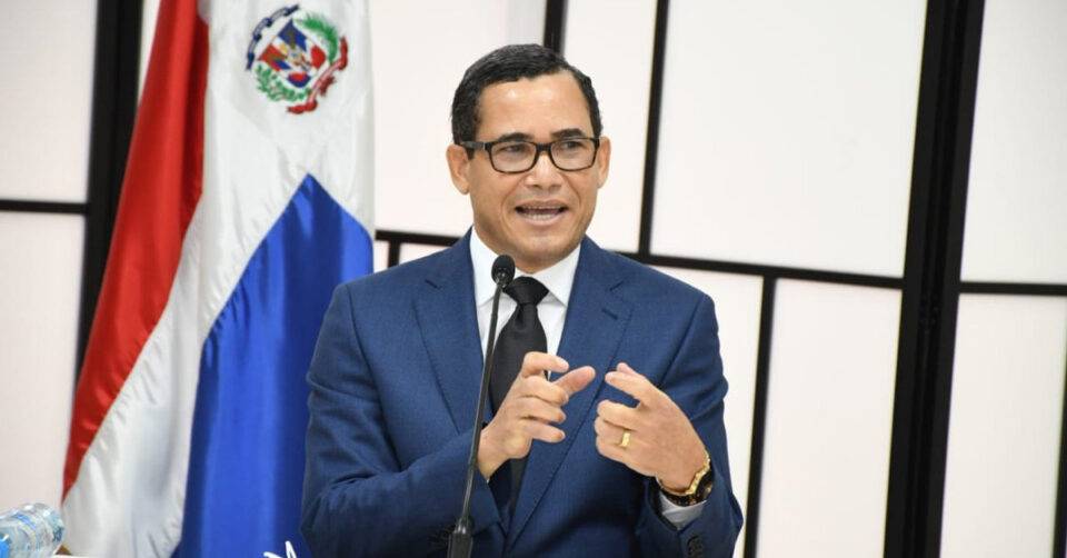 Olivares preside Comité Organizador