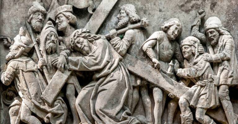 Vía Crucis y políticos