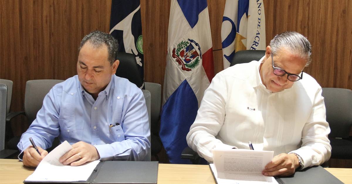 ODAC y SNS firman acuerdo para acreditar laboratorios públicos