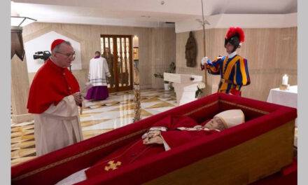 Muerte del papa Francisco deja al mundo entre luto y lágrimas