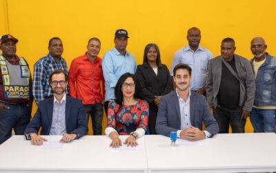 Primera inclusión digital trabajadores inicia con motoconchistas