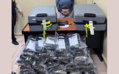 Arrestan mujer con marihuana en aeropuerto Cibao de Santiago