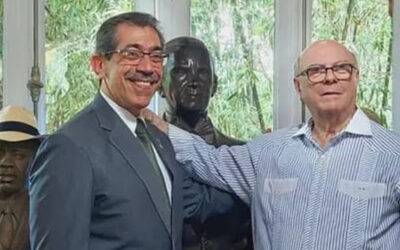 Asjana David visita a Hipólito Mejía para discutir futuro UASD