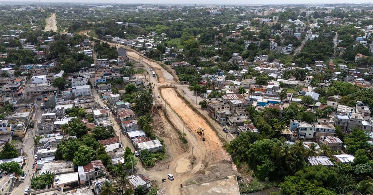 Trabajos circunvalación Los Alcarrizos reinician tras presión