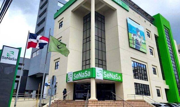 Crisis financiera de SeNaSa ahoga la gestión de Luis Abinader