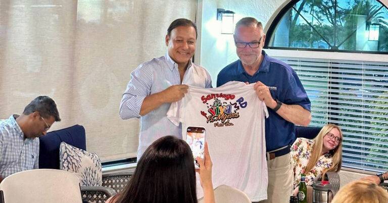 Martínez y Anderson