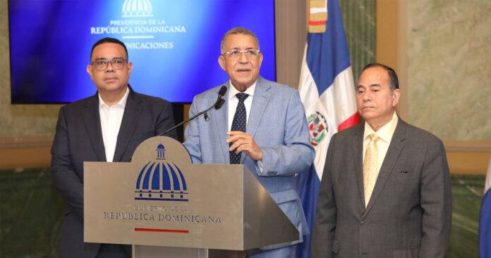Abinader entrega informe