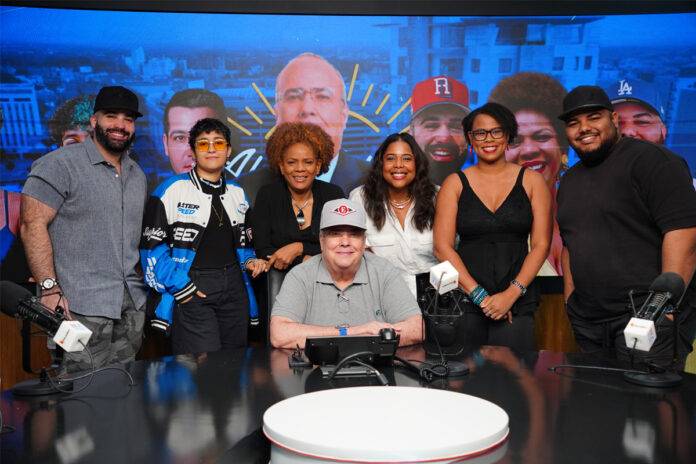 Charlie Mariotti celebra cinco años