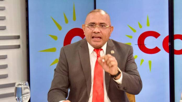Dugueslin Santana Encendiendo la Mañana