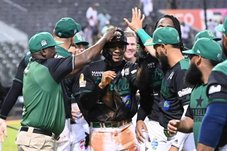 Estrellas Orientales y Leones del Escogido