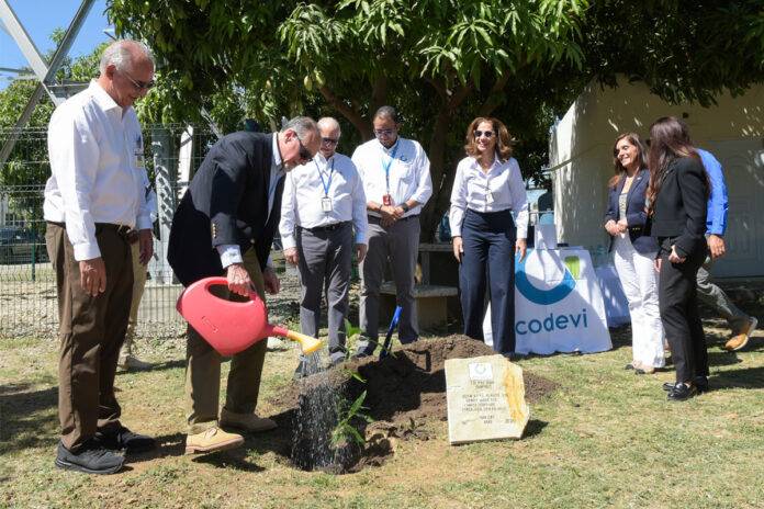 visita diplomática a CODEVI