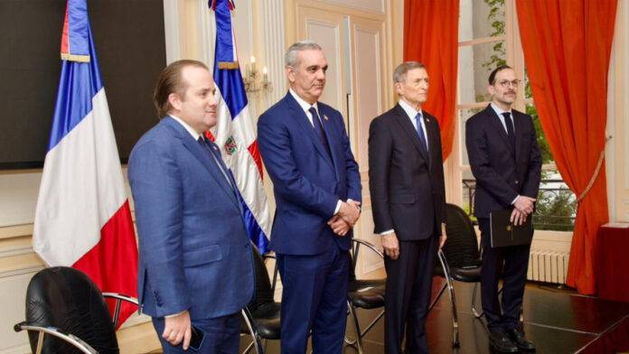 Abinader apoyo a la diáspora