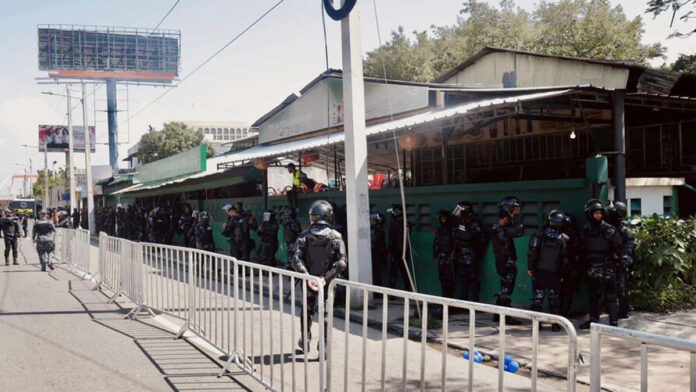 Desalojo de Teleofertas