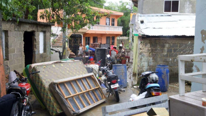 desbordamiento río Lebrón