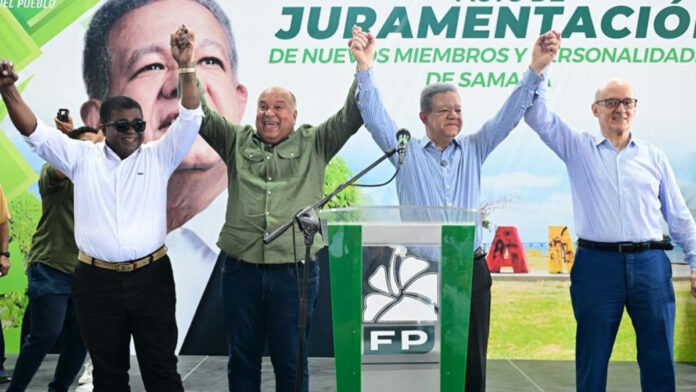 Leonel Fernández juramenta