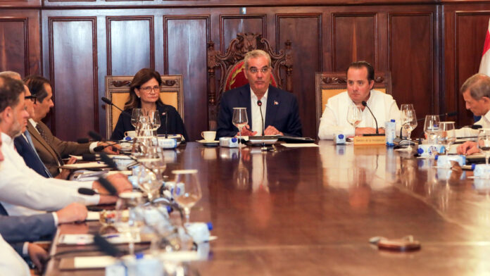 Política Presupuestaria 2027