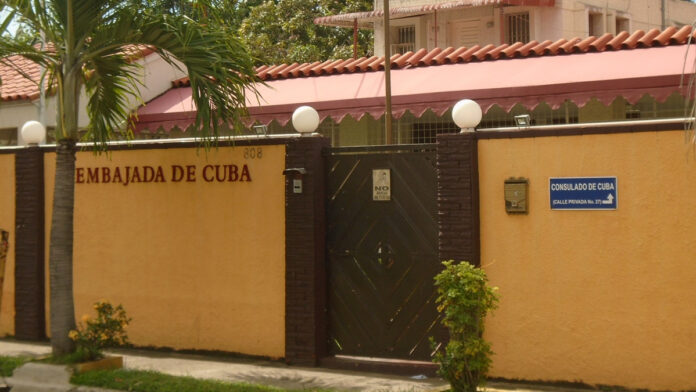 subordinación diplomática