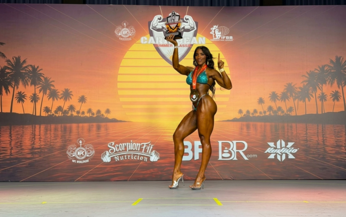 La atleta dominicana Lizbeth de León gana el primer lugar en su categoría Wellness y consigue el pase hacia el Olympia Amateur 2026