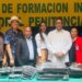 Rafael Báez realiza donativo